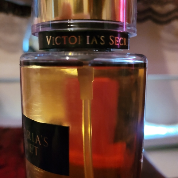 Vanilla lace Victoria secret 8.4 full discontinued - Picture 3 of 7